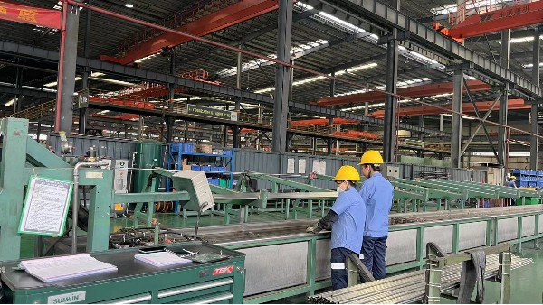 不銹鋼換熱器管選擇焊管還是無縫管？